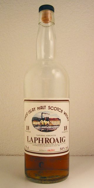 Laphroaig (GM) 54%-1966 18